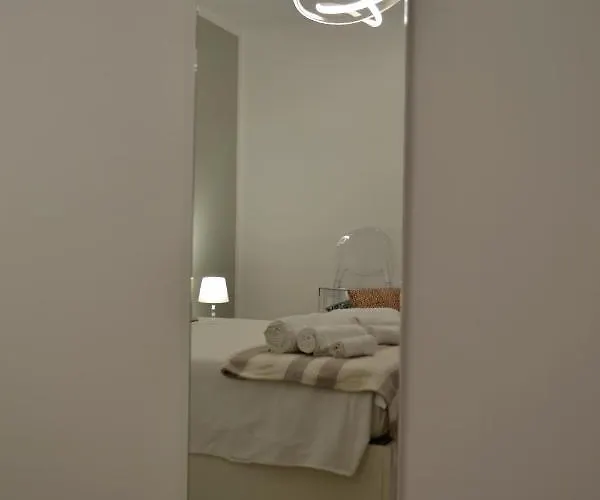 Trepo Oda ve Kahvaltı 4*